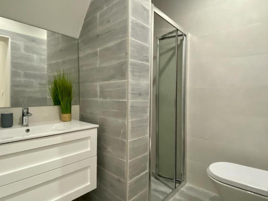 Farmacia Vila Lobos Apartment Lisbon Luaran gambar