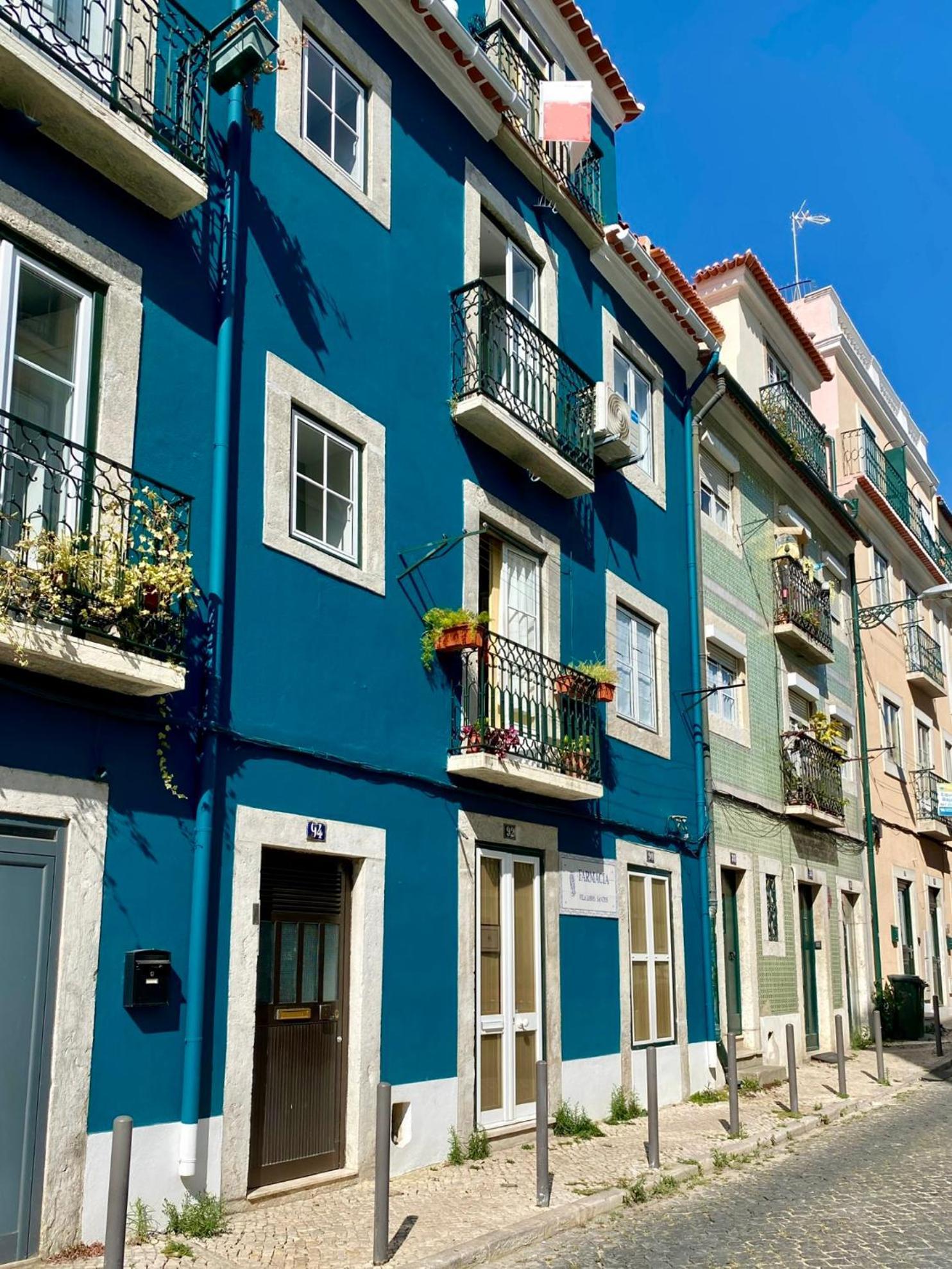 Farmacia Vila Lobos Apartment Lisbon Luaran gambar